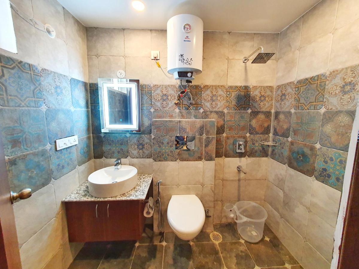Hotel The Park Residency à Dehradun Extérieur photo