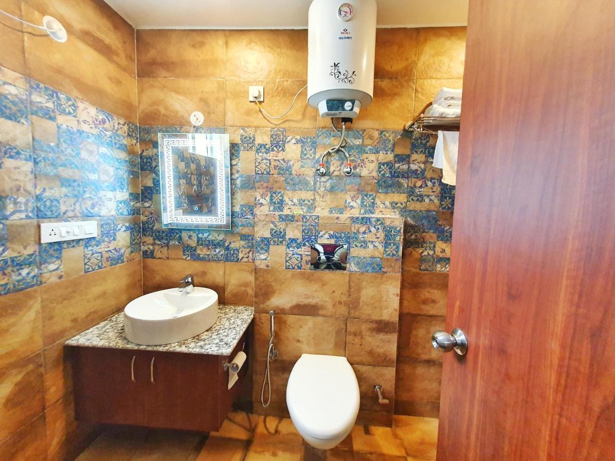 Hotel The Park Residency à Dehradun Extérieur photo